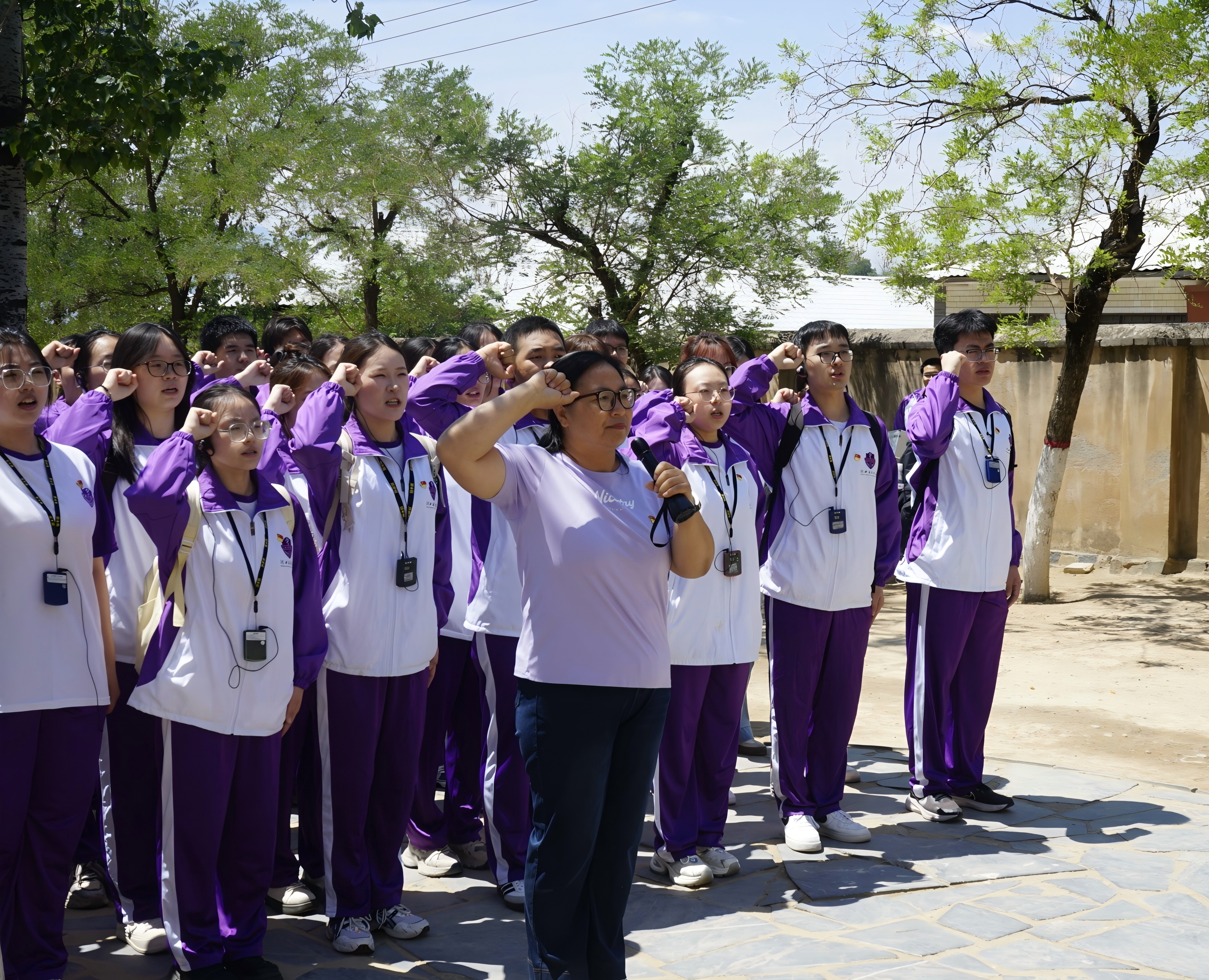 1748250423738023343.jpg 3.jpg