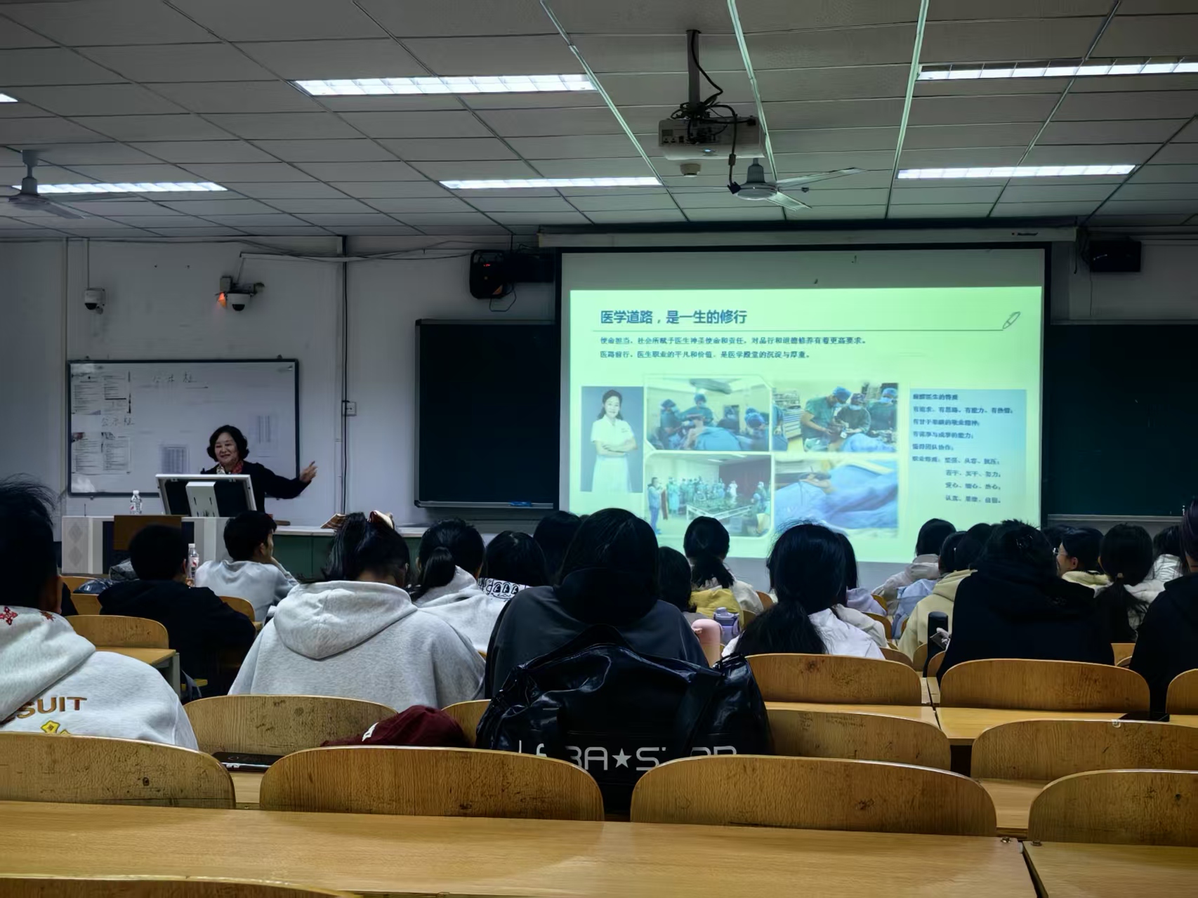 1762247679260009711.jpg 1762247679260009711.jpg